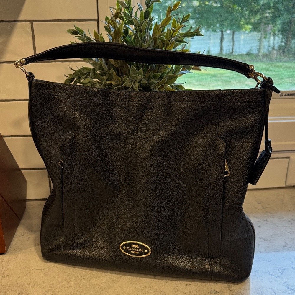 Coach Black Leather Shoulder Bag